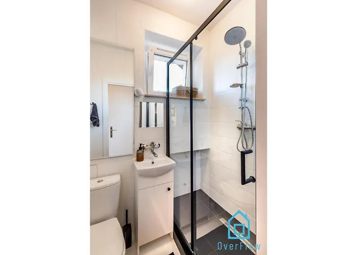 Mirror -15 Minutes To Old Town & Seaside Гданьск